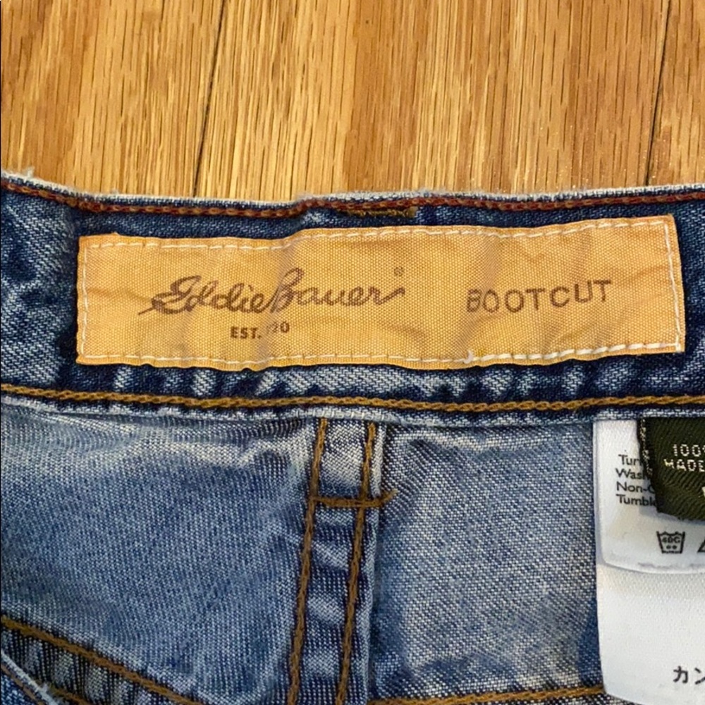 Eddie Bauer Distressed Bootcut Jeans <3 HP <3 - Picture 9 of 12
